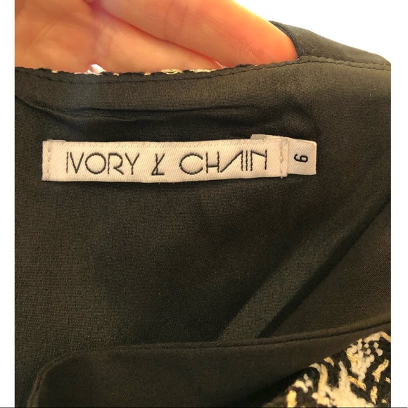 Ivory and Chain Brooke Tweed Black and White Dress - Picture 12 of 13